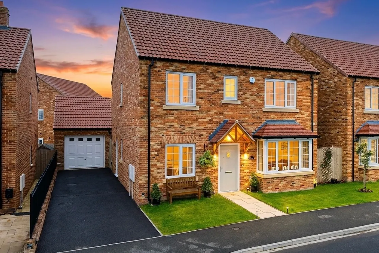 4 bed house for sale, Pasture View Station Road, Goldsborough, HG5