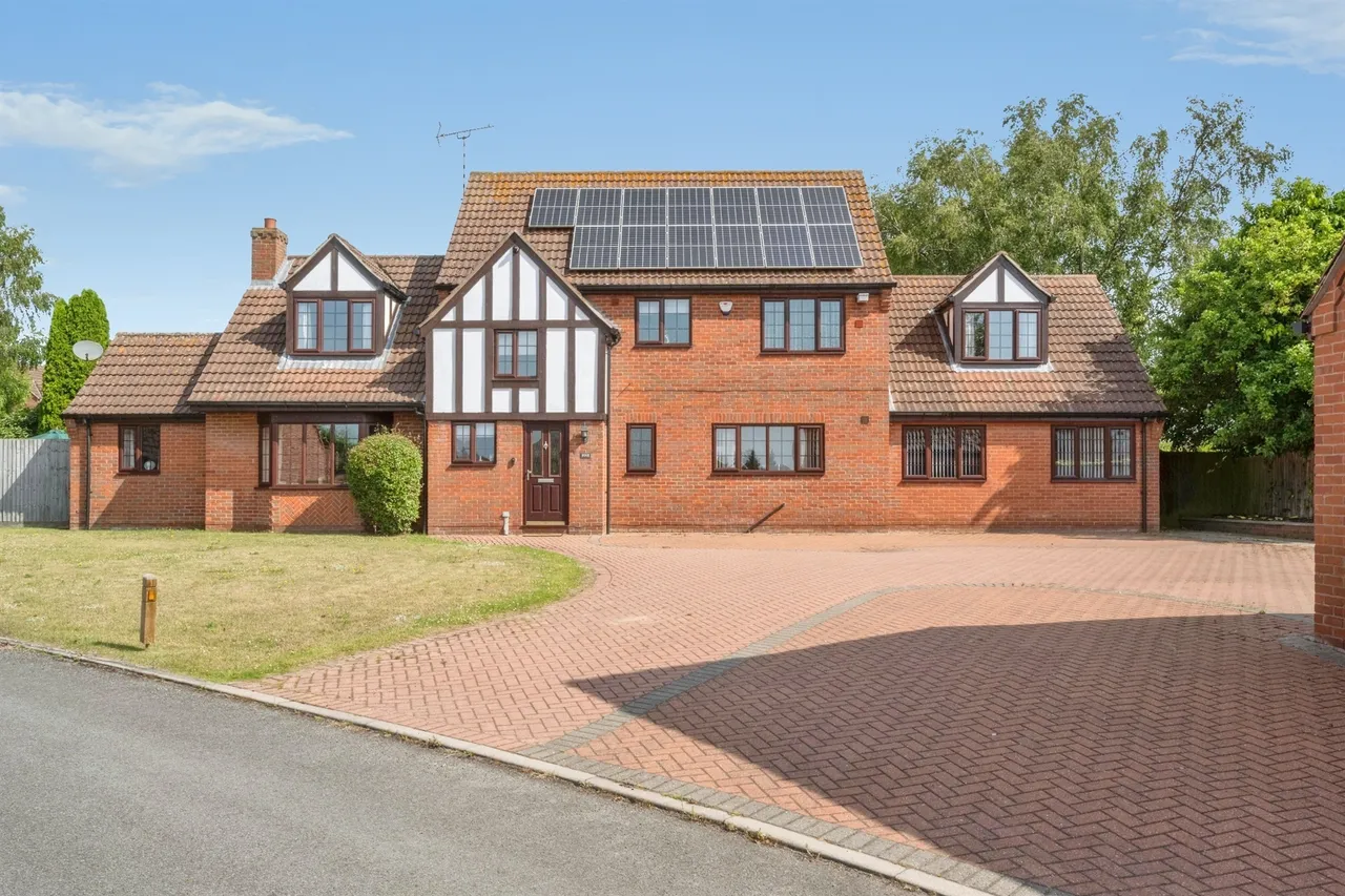 4 bed house for sale — Haxey Grange, Haxey, Doncaster