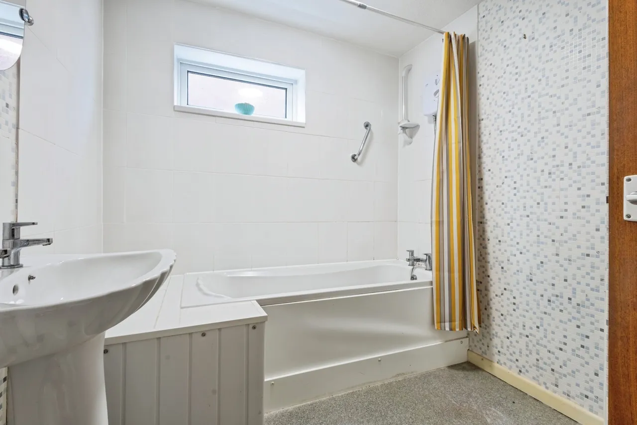 Constable Drive, Weston-super-Mare, BS22, photo 12