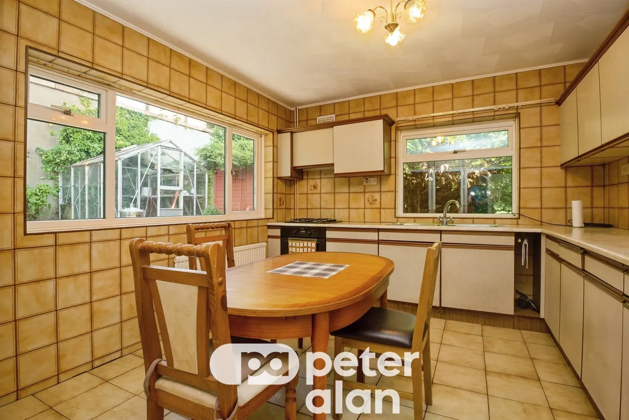 Highfield Gardens, Newport, NP10, photo 8