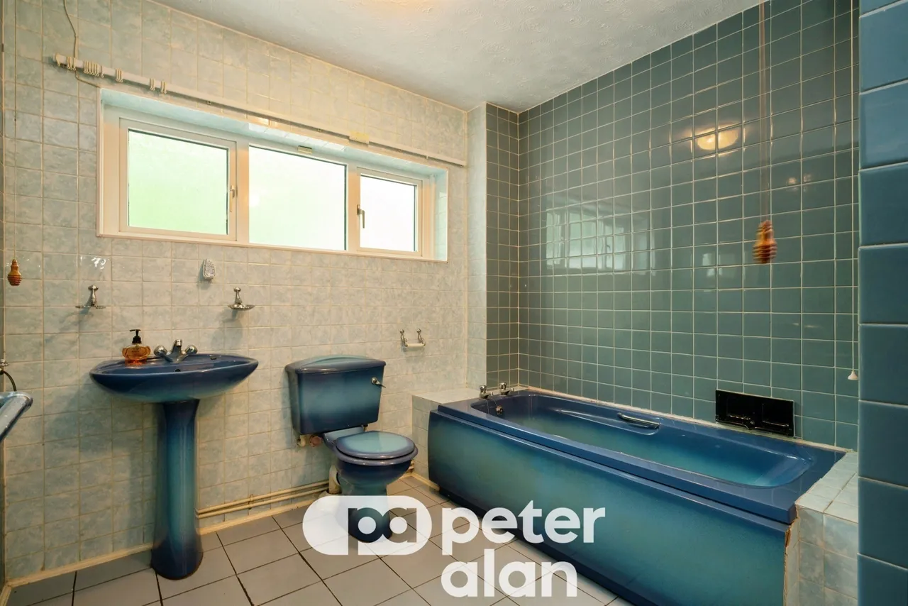 Highfield Gardens, Newport, NP10, photo 14