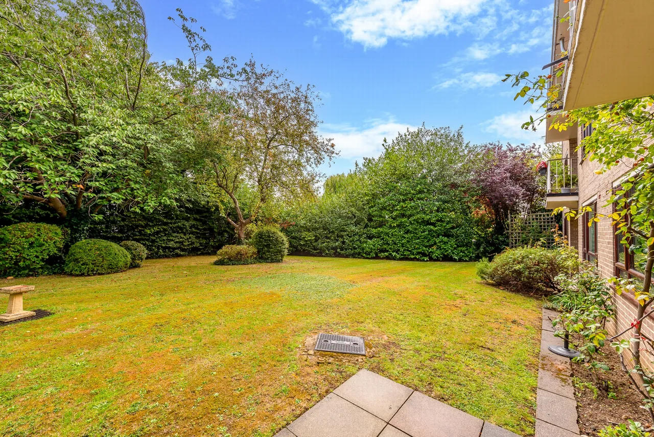 Footscray Road, Eltham, SE9 2SS, photo 10