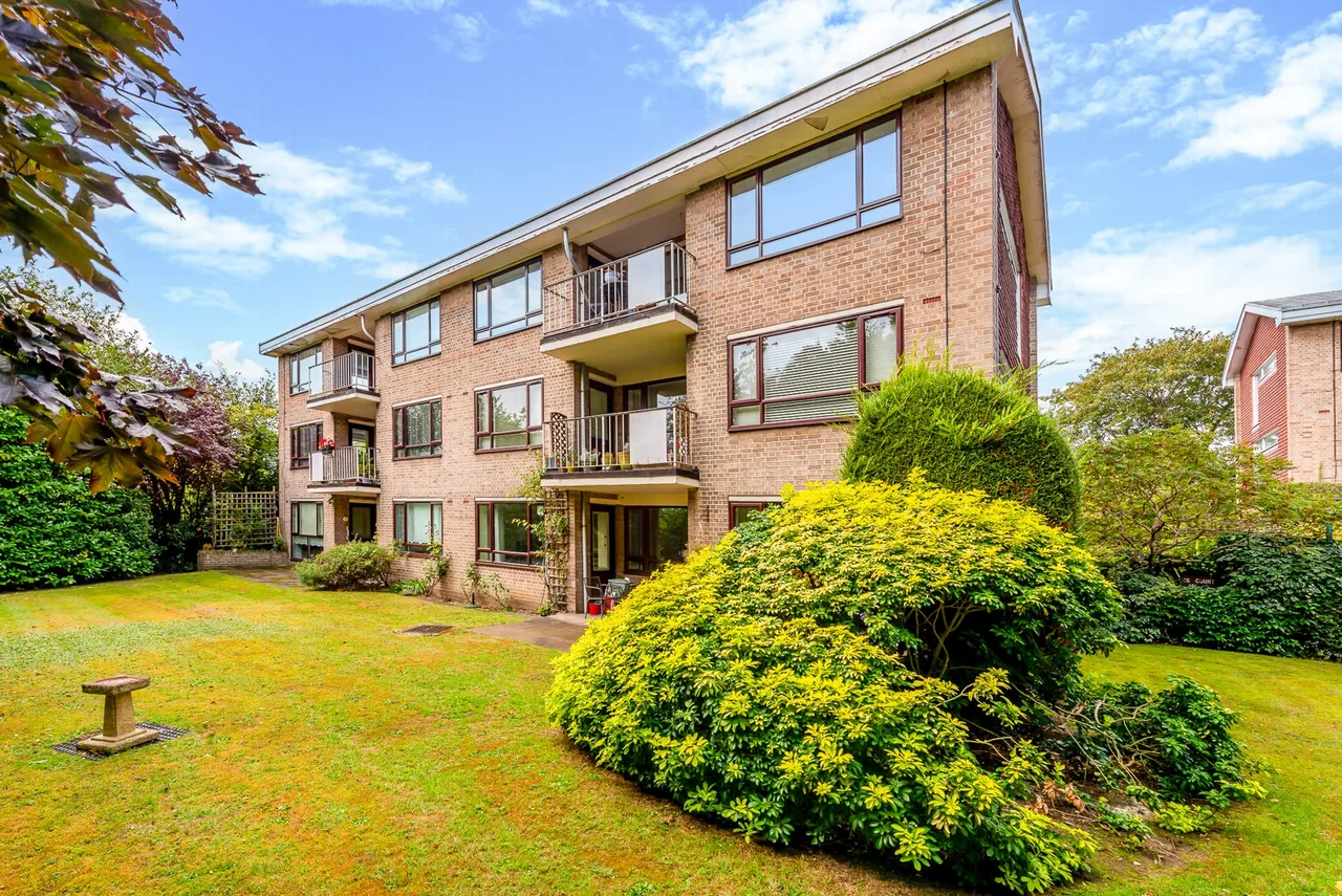 2 bed flat for sale — Footscray Road, Eltham, SE9 2SS