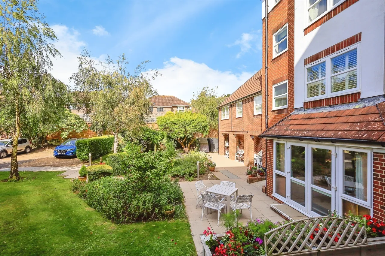 Granville Road, Eastbourne, photo 9