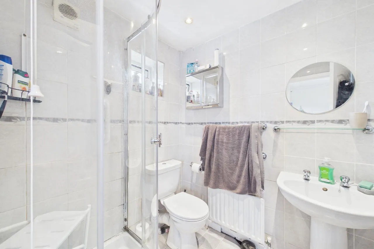Highthorn Road, York, YO31, photo 13