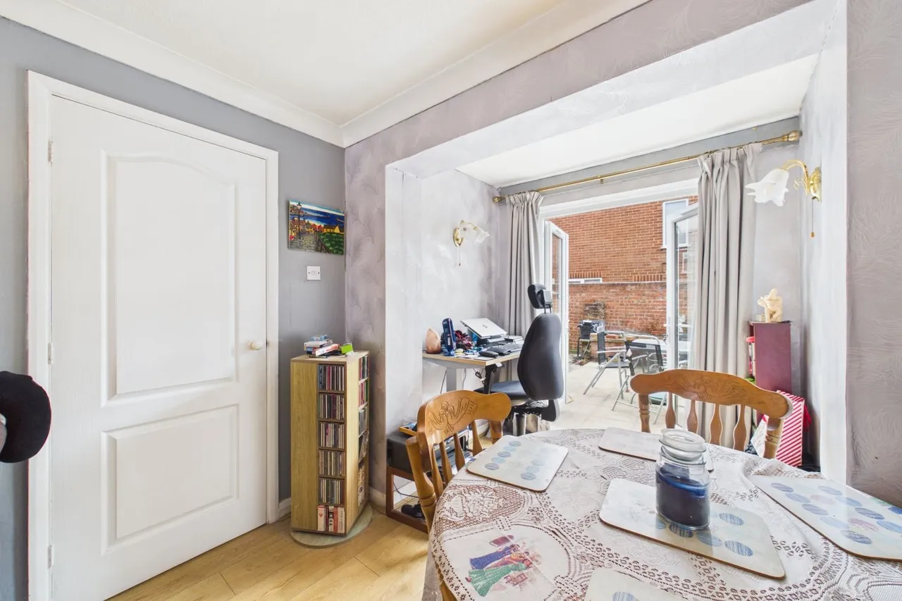 Highthorn Road, York, YO31, photo 8