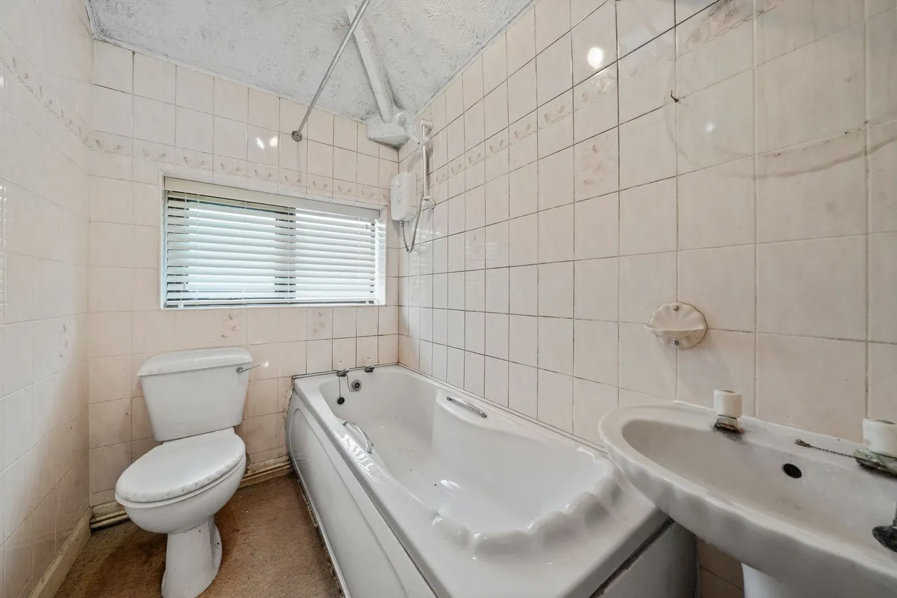 Dale Road, Golborne, Warrington, Warrington, WA3 3PN, photo 7