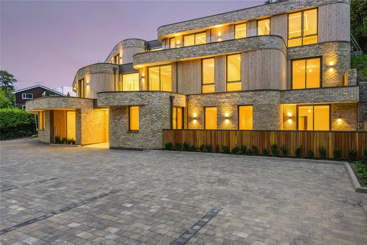 Broadwater Down, Tunbridge Wells, TN2, photo 12