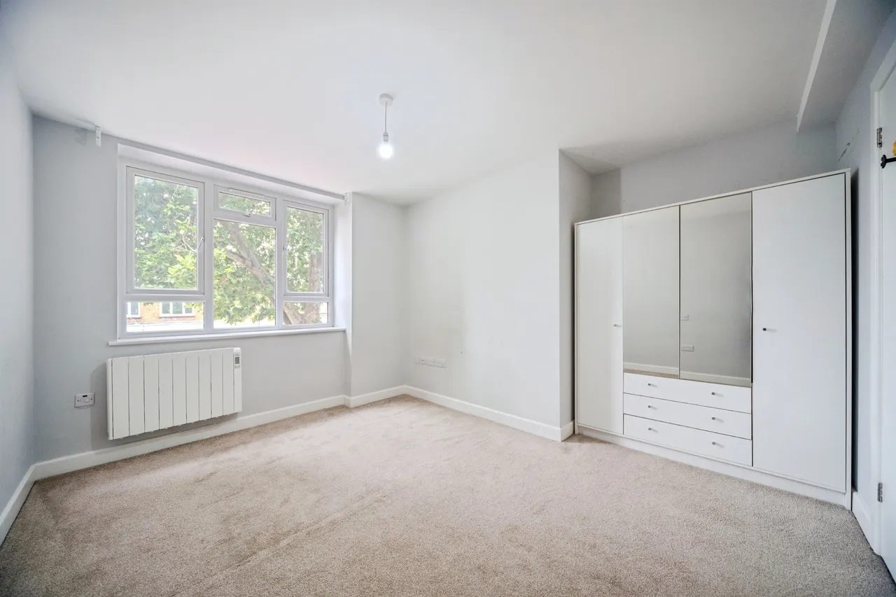 Queensway, Bletchley, MK2, photo 10