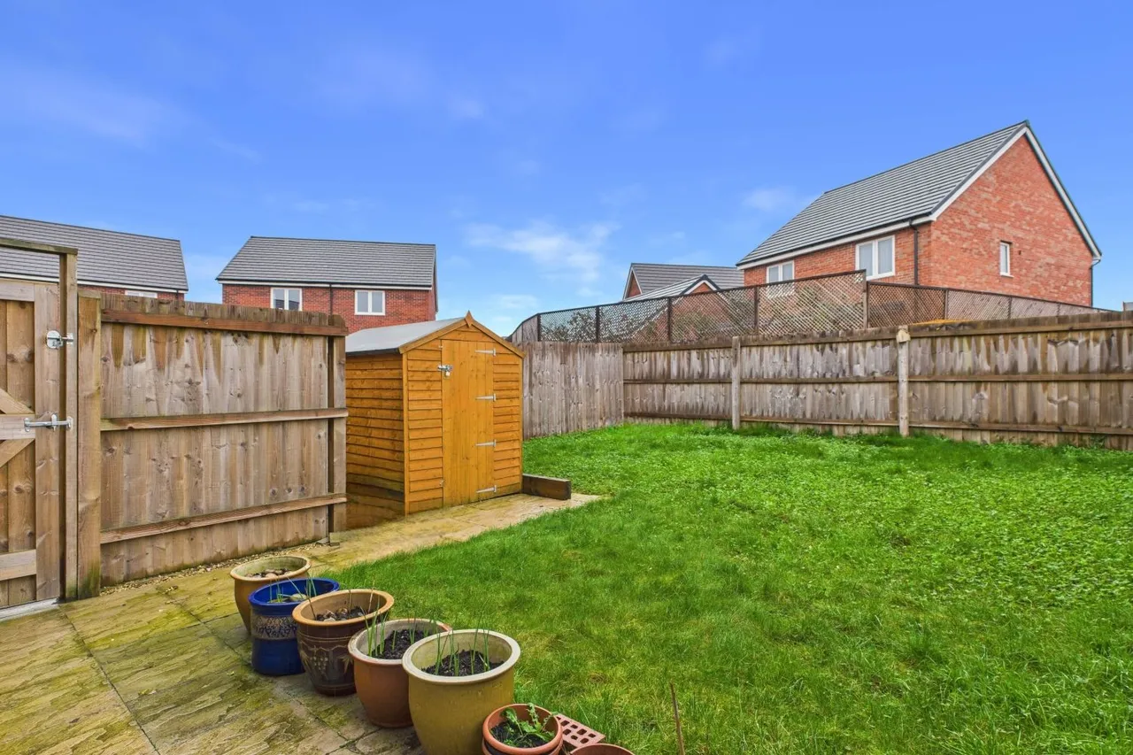 Craigmore Close, Bourne, PE10, photo 16