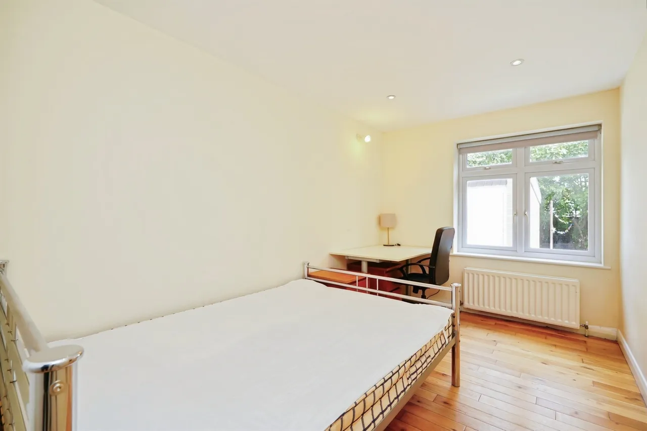 Gipsy Lane, Headington, OX3, photo 13