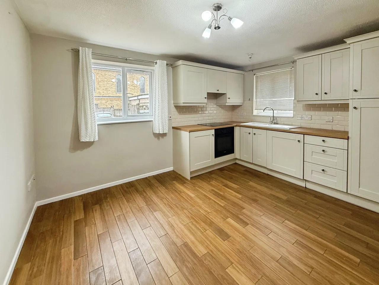 Mortons Court March, PE15, photo 2