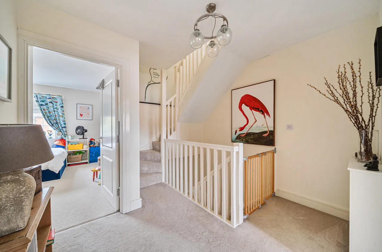 Burnham Square, Upper Froyle, GU34, photo 13