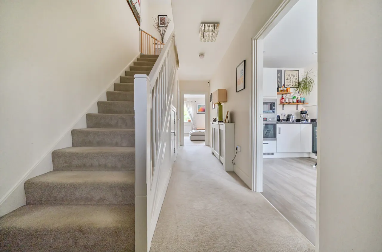 Burnham Square, Upper Froyle, GU34, photo 12