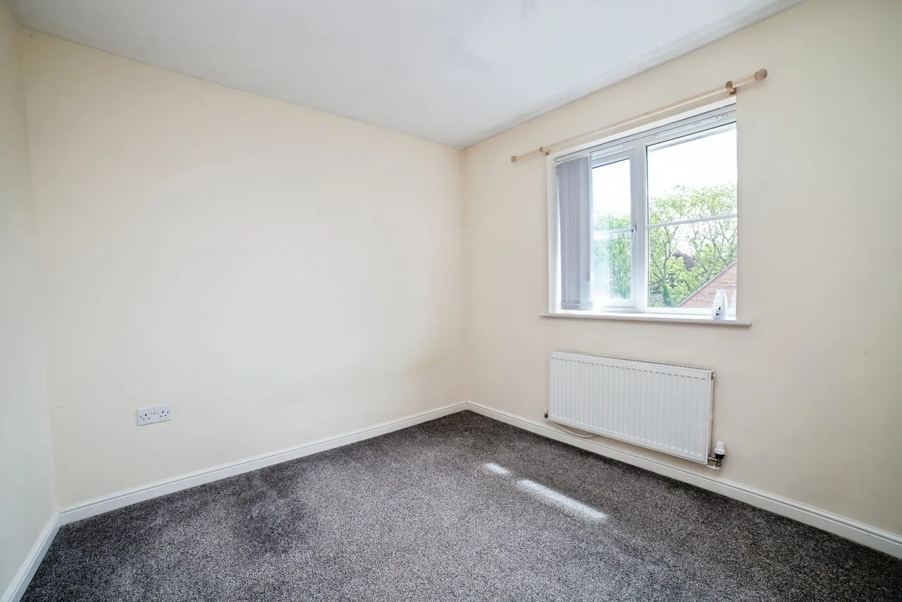 Mercia Court, Huthwaite, NG17, photo 14