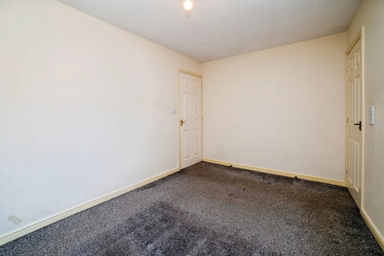 Mercia Court, Huthwaite, NG17, photo 17