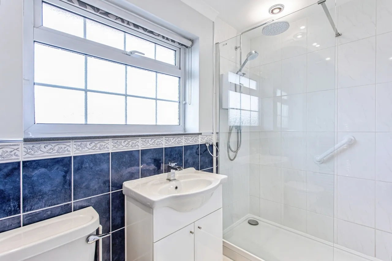 Aylesbeare, Shoeburyness, Southend-on-Sea, Essex, SS3, photo 8