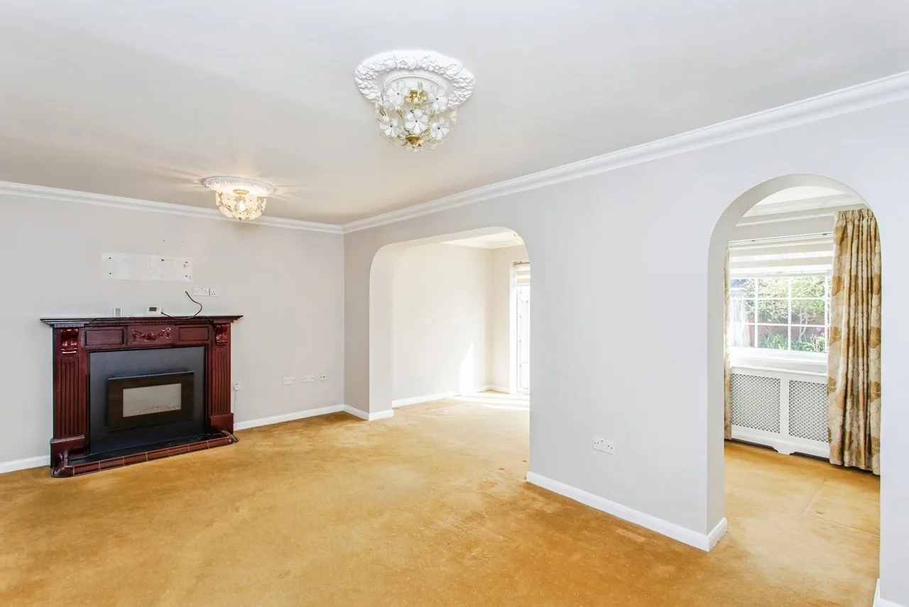 Aylesbeare, Shoeburyness, Southend-on-Sea, Essex, SS3, photo 2