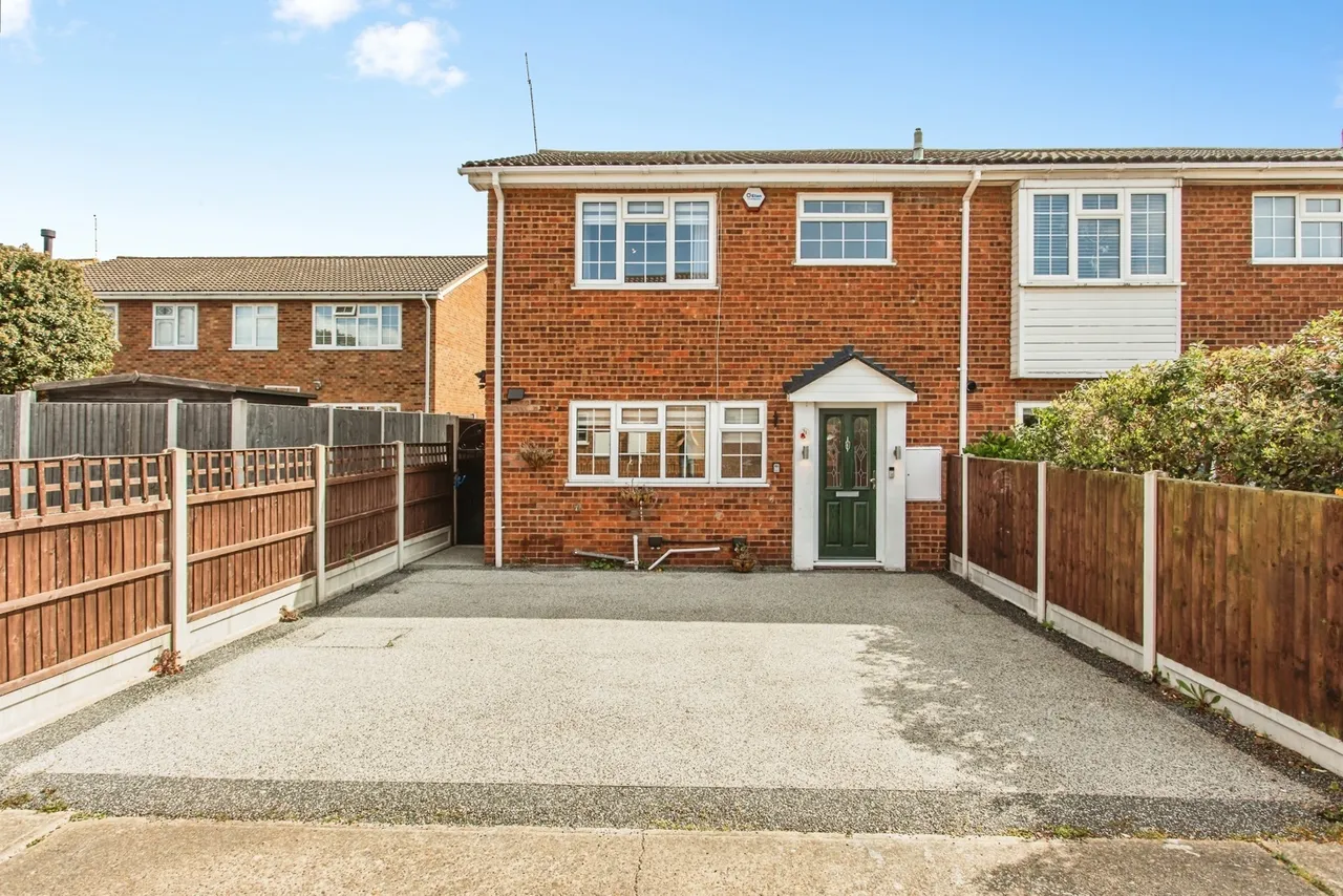 3 bed house for sale — Aylesbeare, Shoeburyness, Southend-on-Sea, Essex, SS3