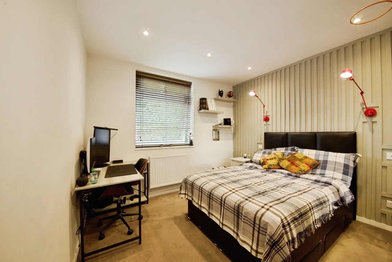 South Lodge Drive, LONDON, London, N14, photo 11