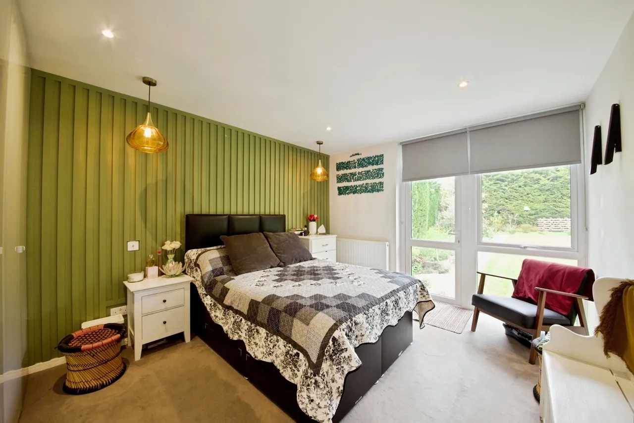 South Lodge Drive, LONDON, London, N14, photo 9
