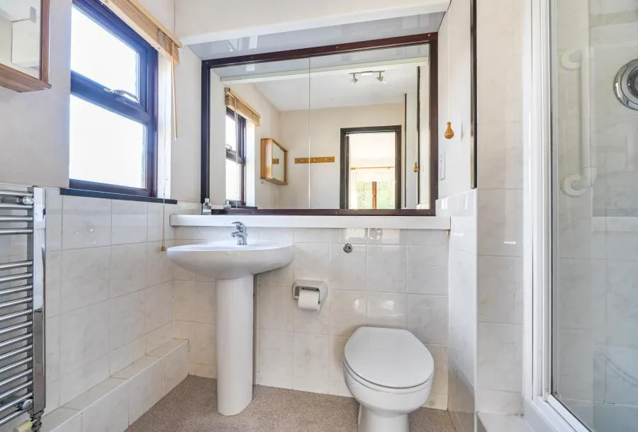 The Fieldings, Horley, RH6, photo 16