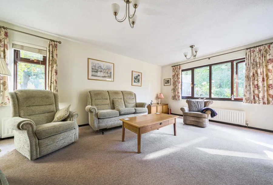The Fieldings, Horley, RH6, photo 6