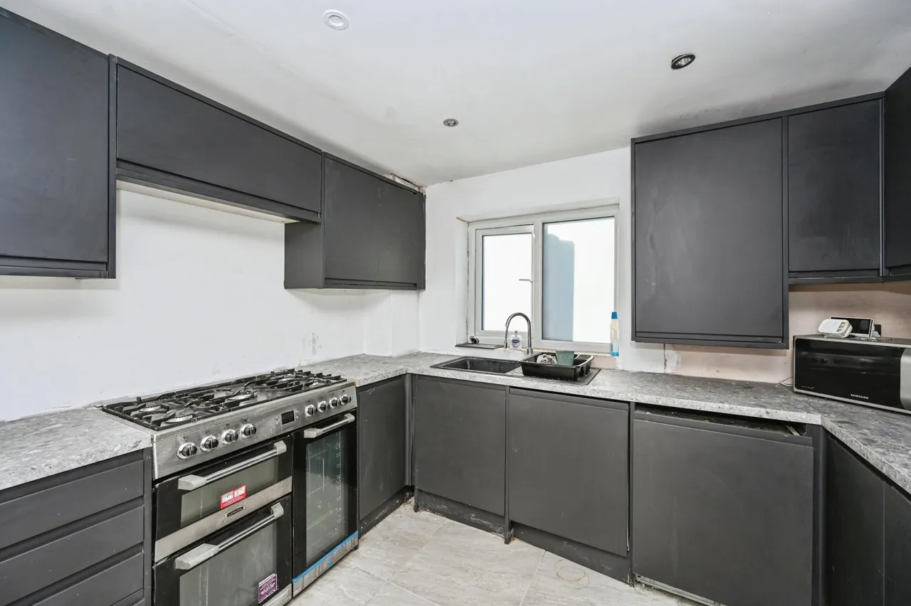 Wainfleet Close, Wigan, WN3, photo 5