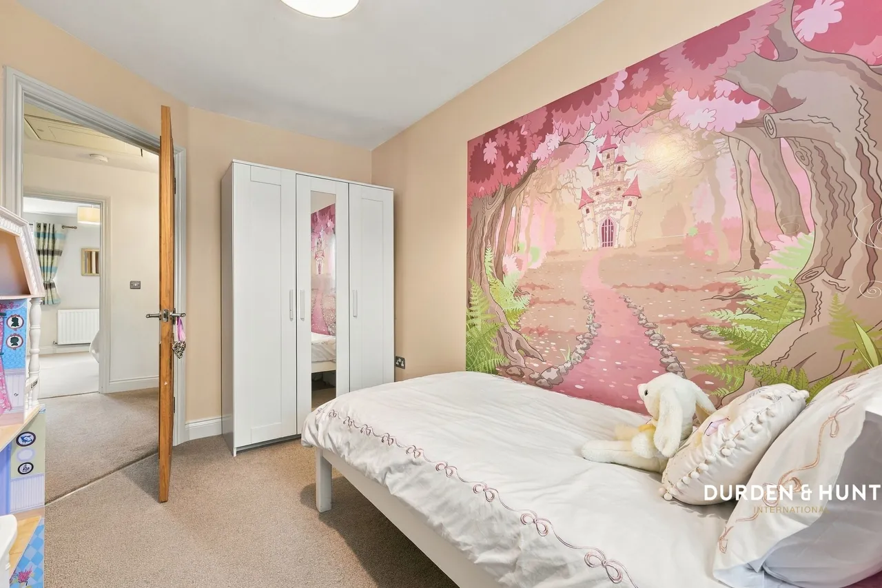 Spinney Close, Rainham, RM13, photo 15