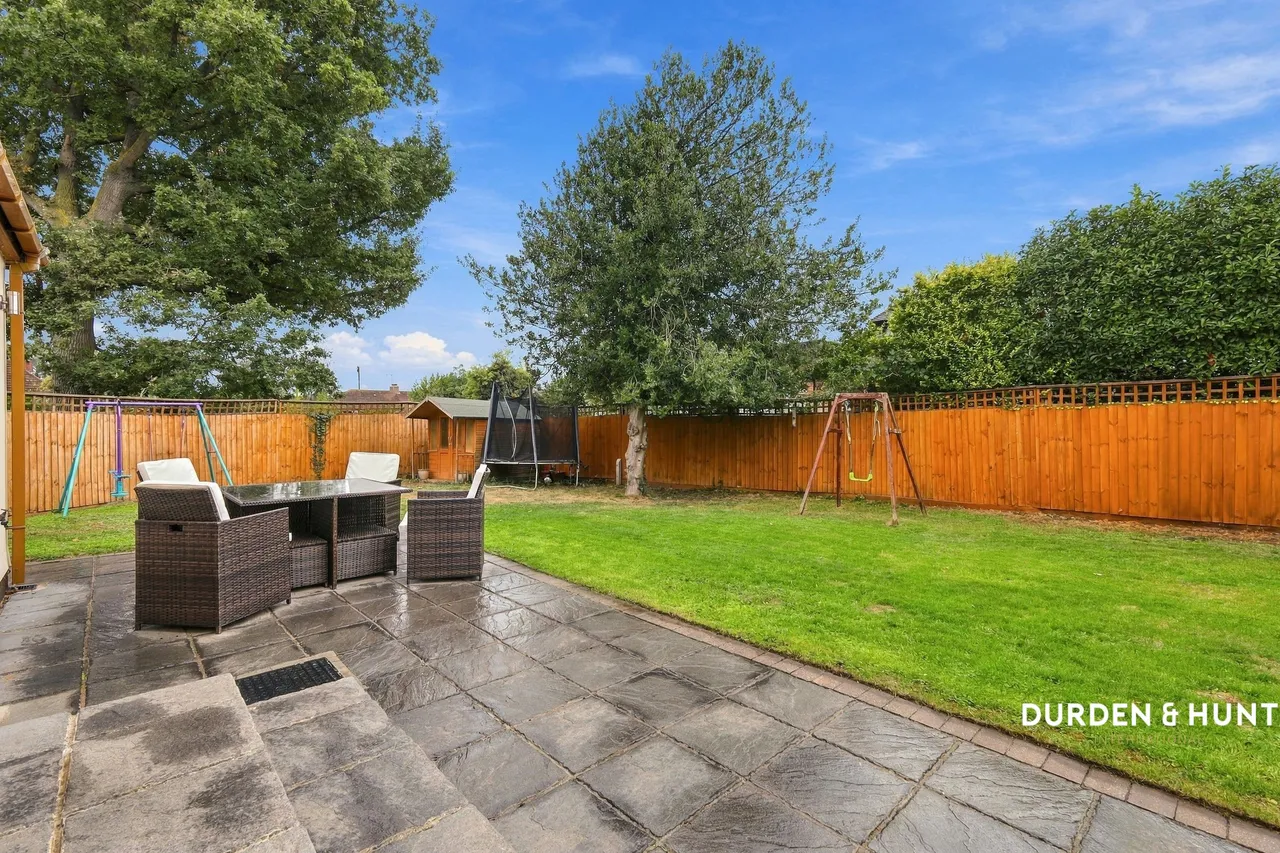 Spinney Close, Rainham, RM13, photo 18