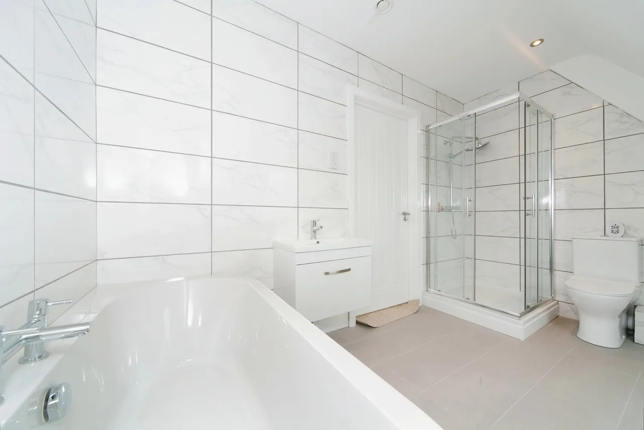 Woodland Road West, Colwyn Bay, LL29, photo 5