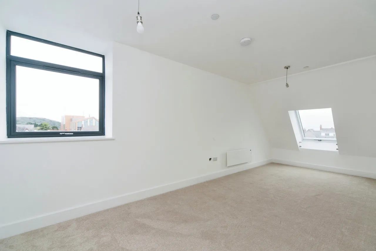Woodland Road West, Colwyn Bay, LL29, photo 4