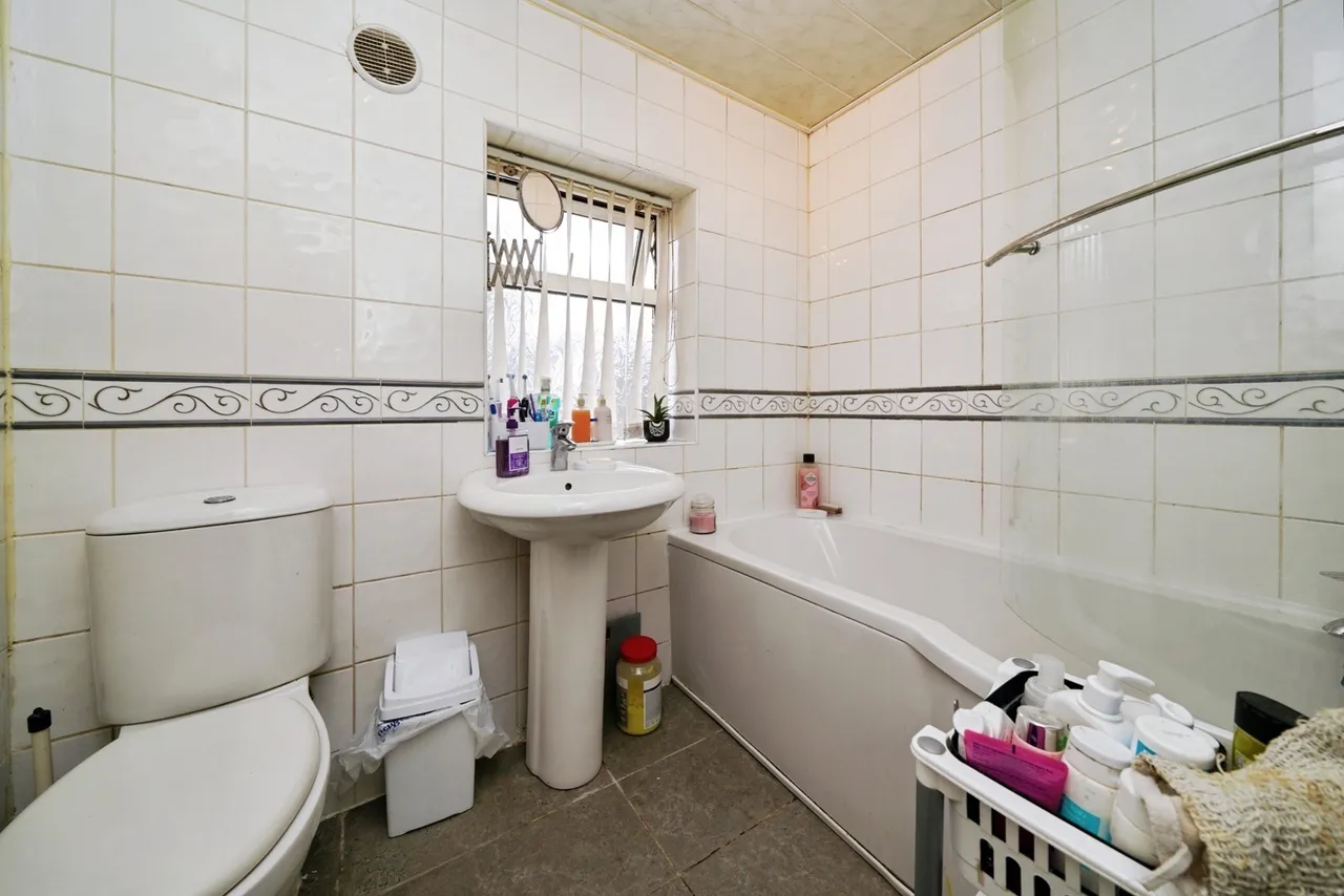 Lichfield Close, Bootle, L30, photo 6