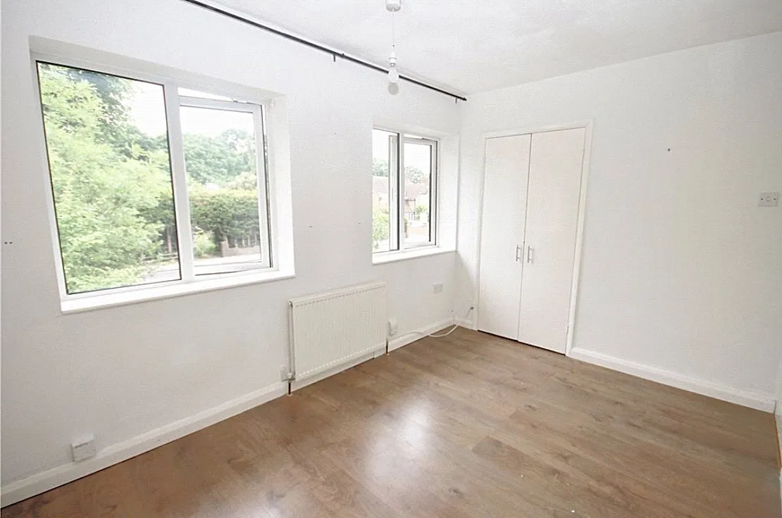 Twickenham Road, Hanworth, TW13, photo 3