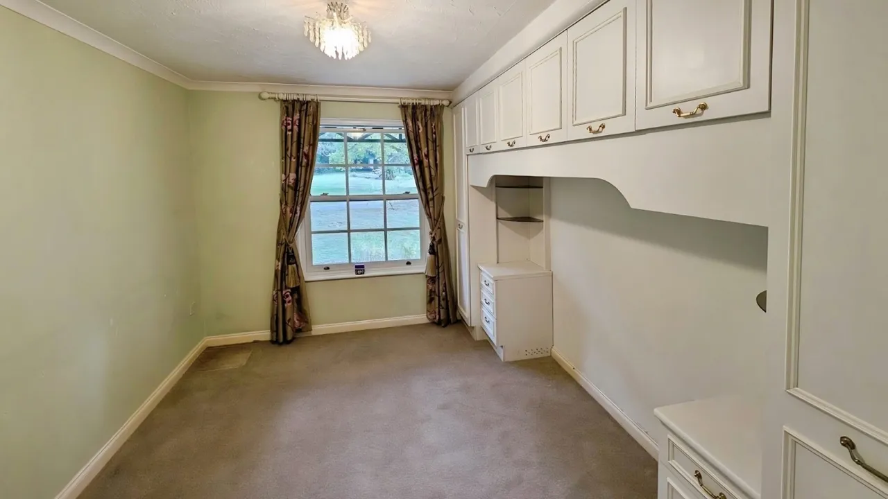 Gravel Hill Road, Yate, BS37, photo 9