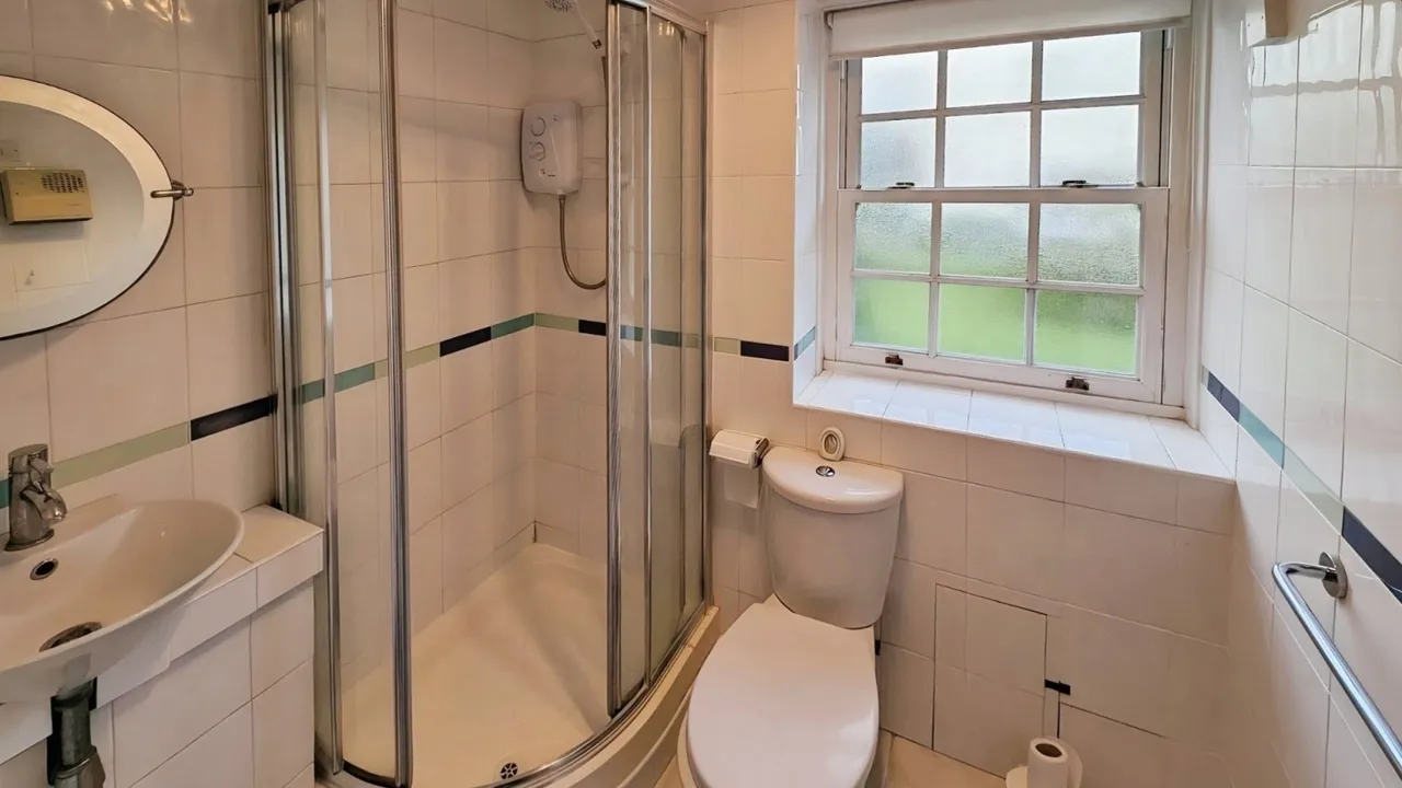 Gravel Hill Road, Yate, BS37, photo 11