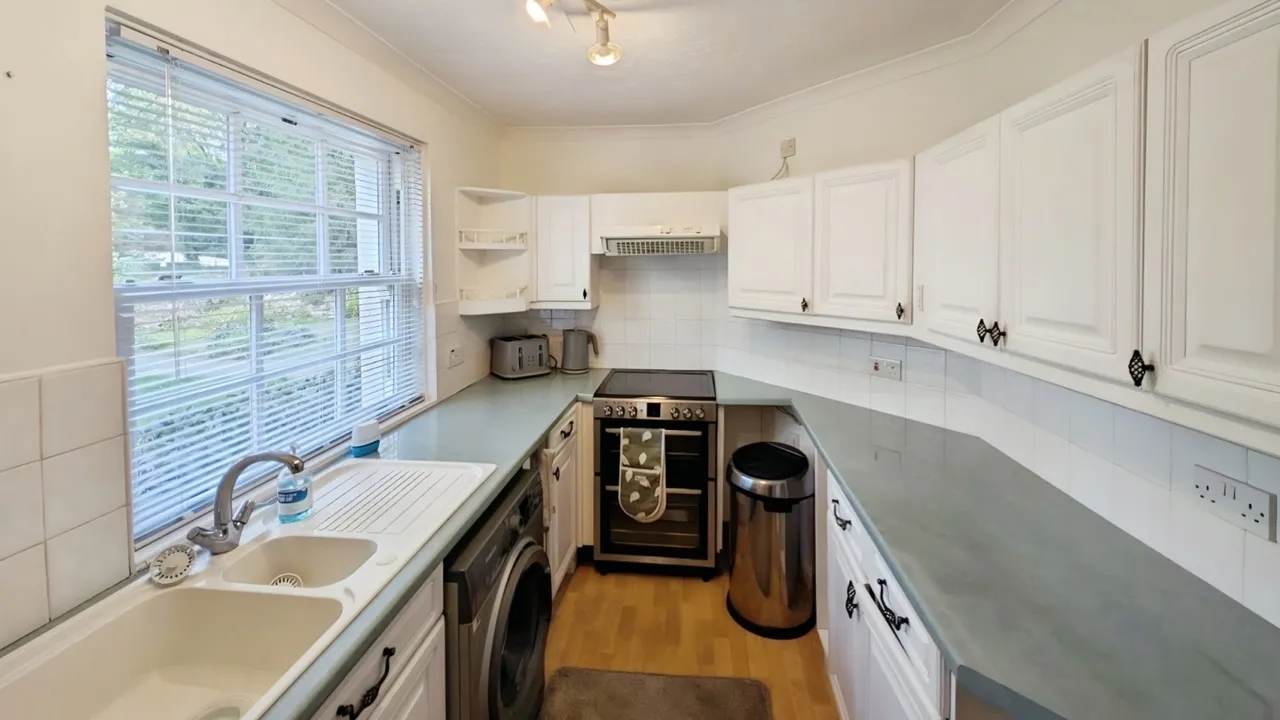 Gravel Hill Road, Yate, BS37, photo 7