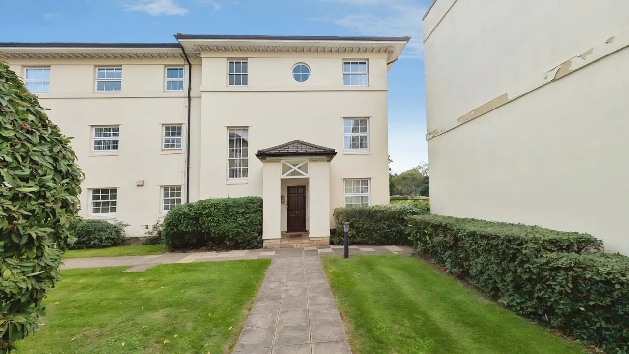 2 bed flat for sale, Gravel Hill Road, Yate, BS37
