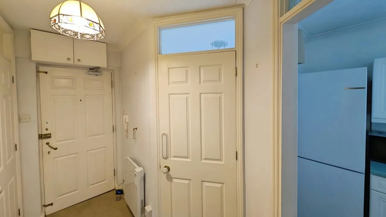 Gravel Hill Road, Yate, BS37, photo 6