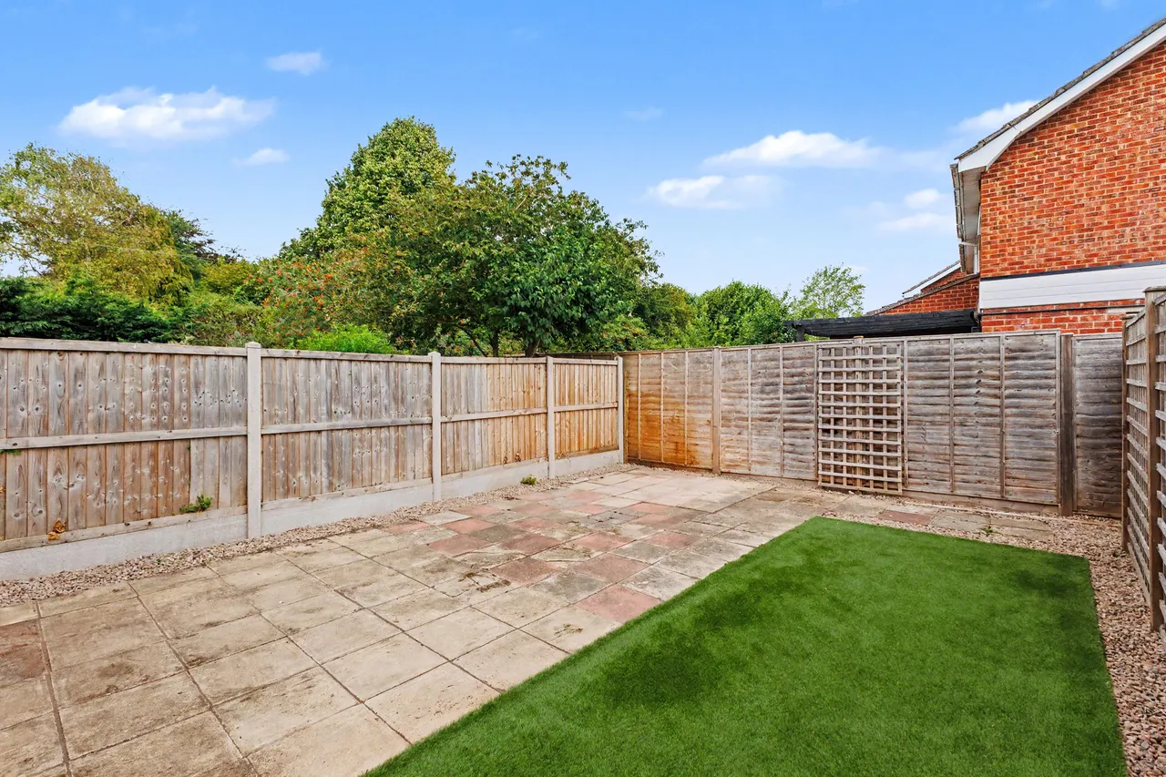 Blacksmiths Close, South Littleton, WR11, photo 22