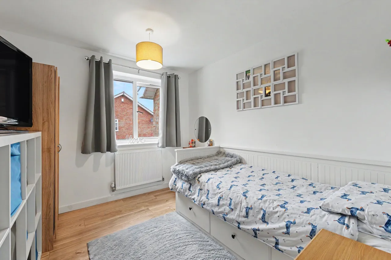 Blacksmiths Close, South Littleton, WR11, photo 18