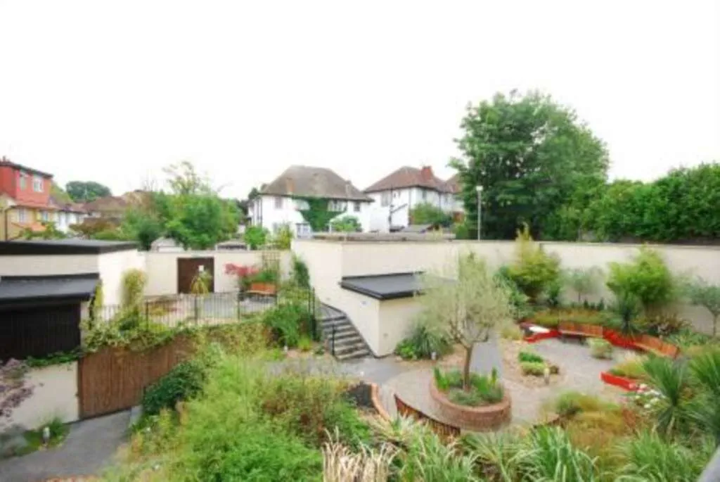 Greyhound Hill, Hendon, NW4 4JE, photo 11