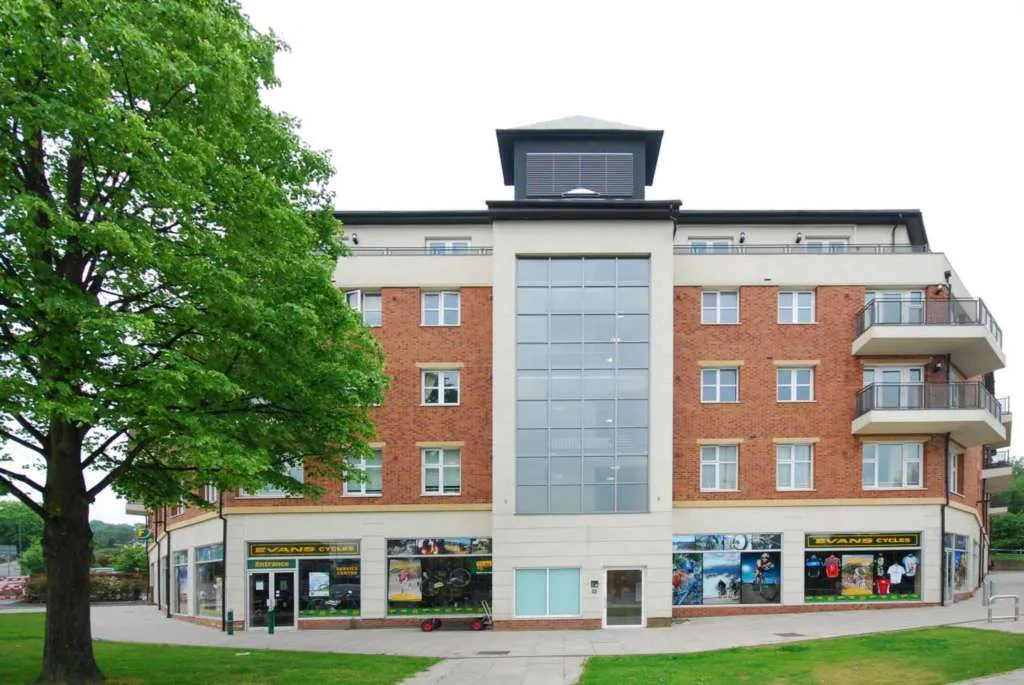 Greyhound Hill, Hendon, NW4 4JE, photo 9