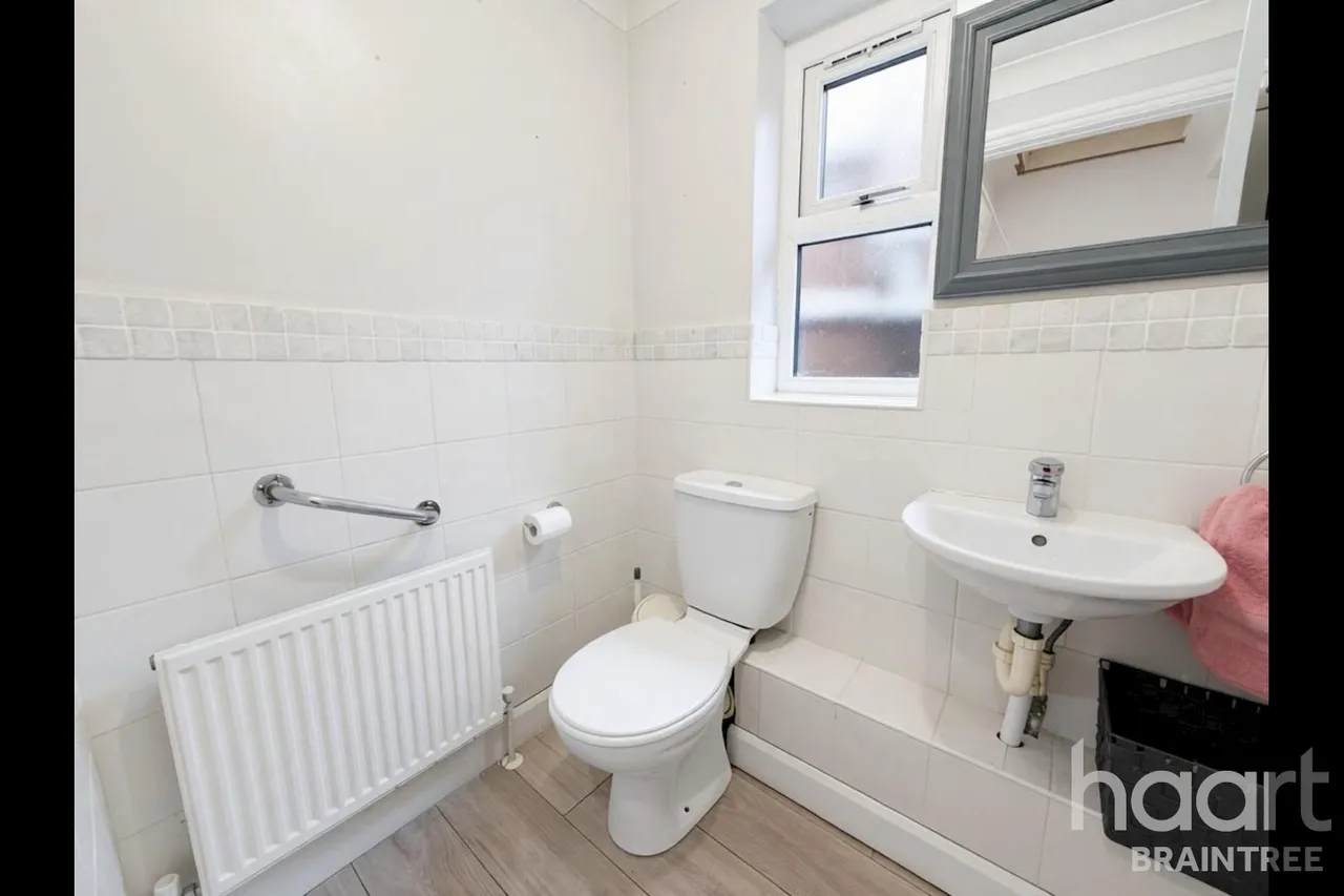 Canterbury Grange, CM7, photo 13