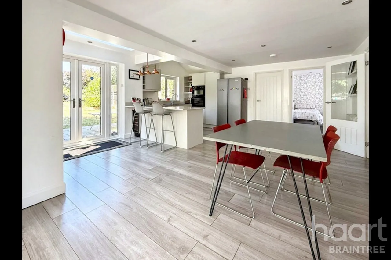 Canterbury Grange, CM7, photo 5