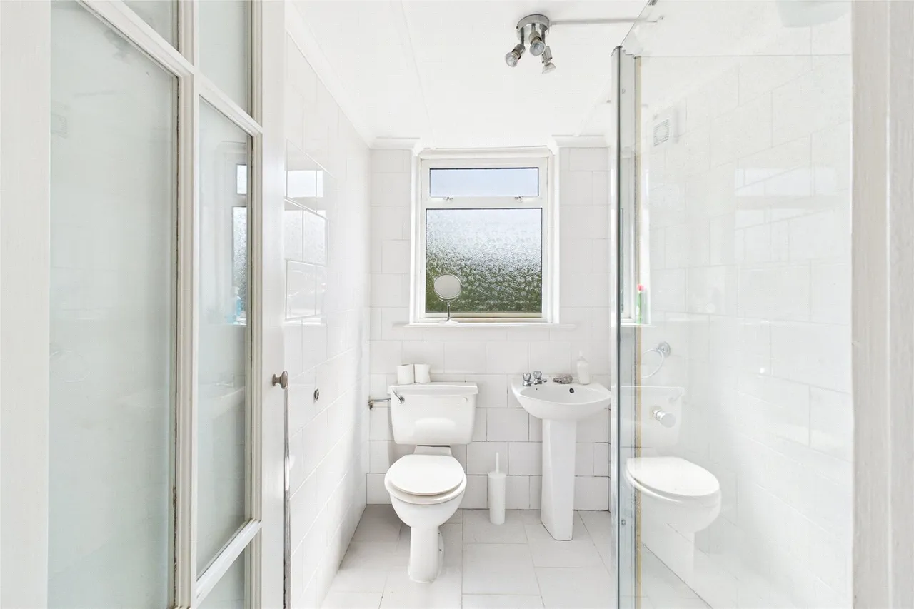 Valleyfield Road, London, SW16, photo 5