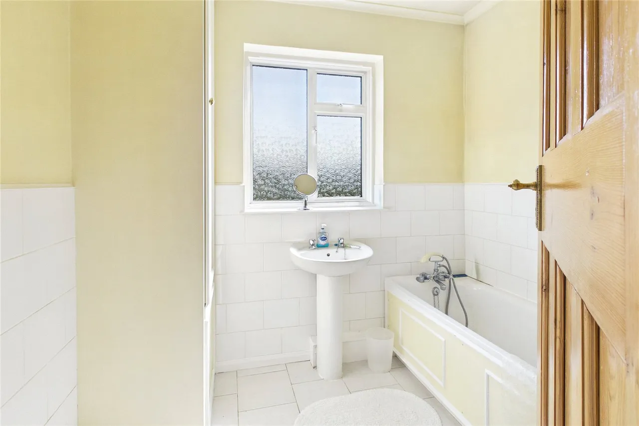 Valleyfield Road, London, SW16, photo 14