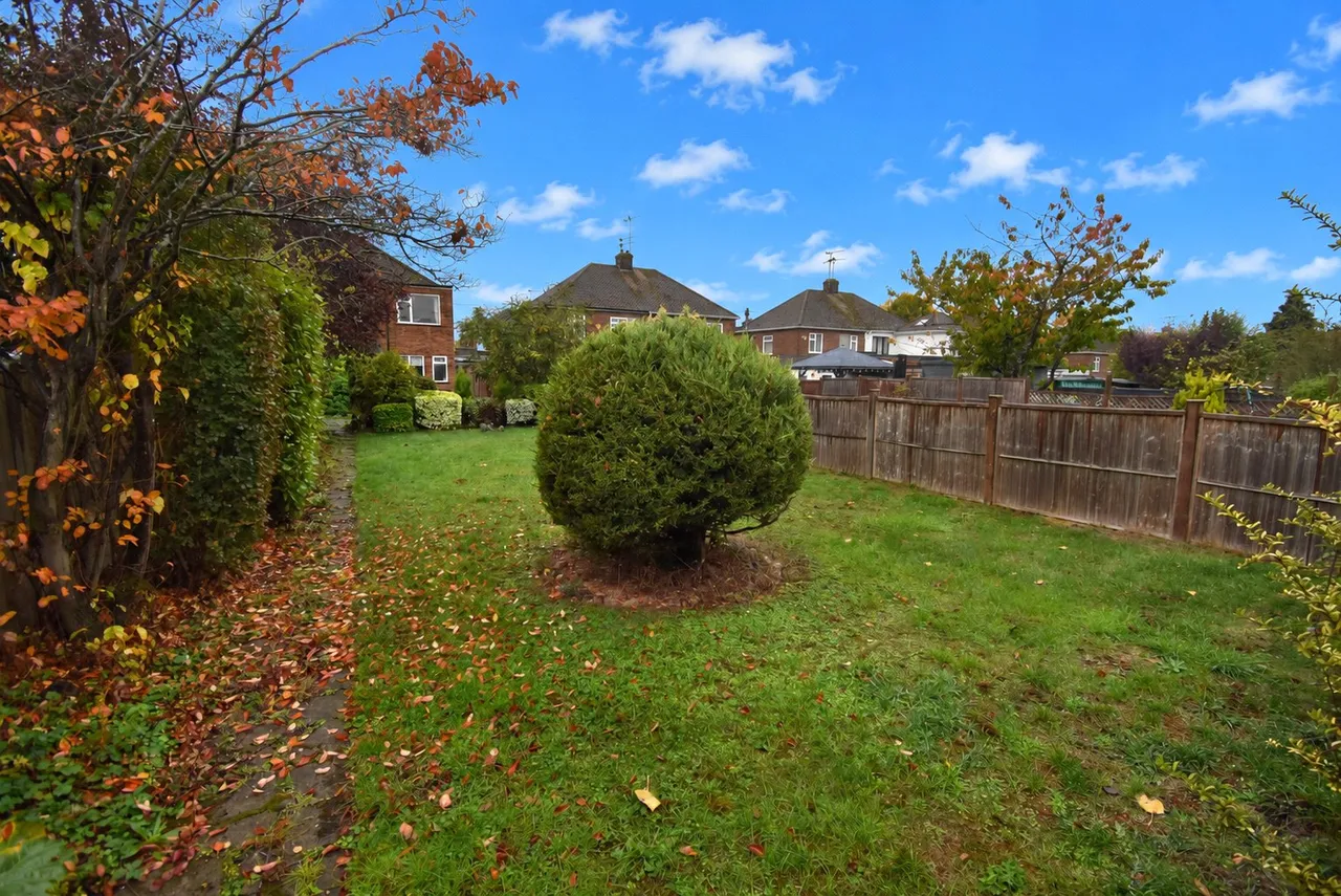 Houghton Regis, Dunstable, photo 13