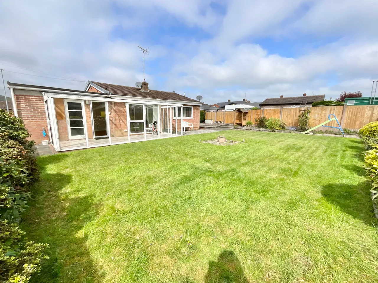 Croxden Close, Cheadle, ST10, photo 2