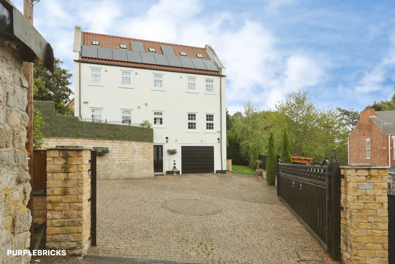 4 bed house for sale, Old Hill, Doncaster, DN12